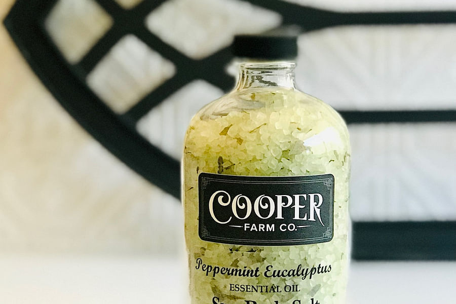 peppermint essential oil spa