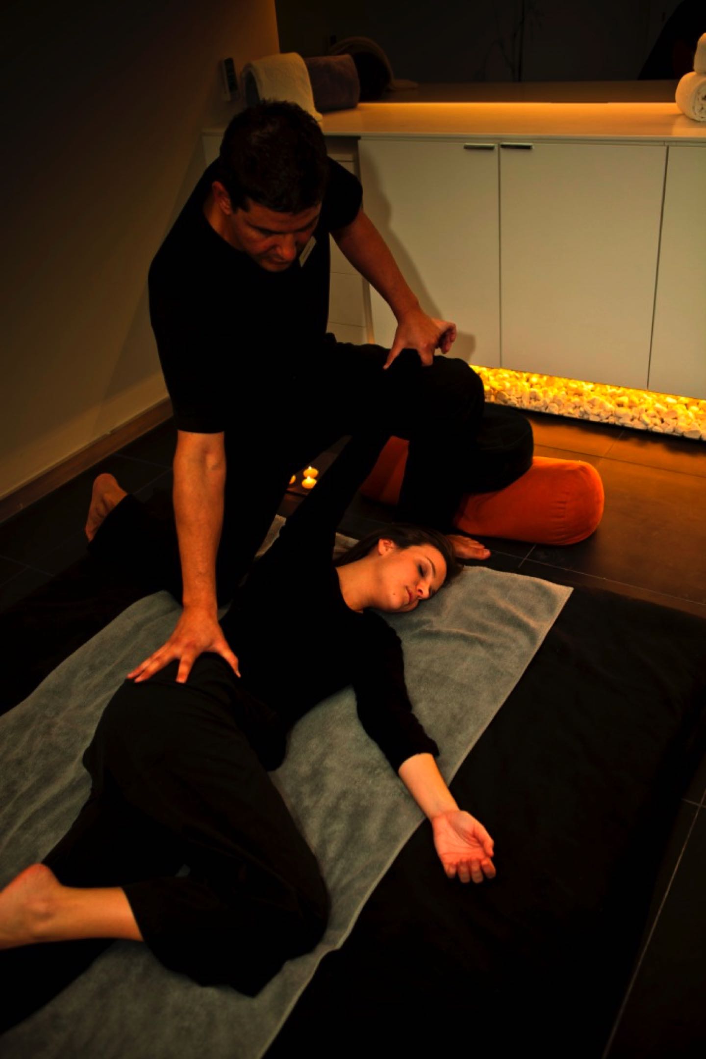 Shiatsu massage therapy