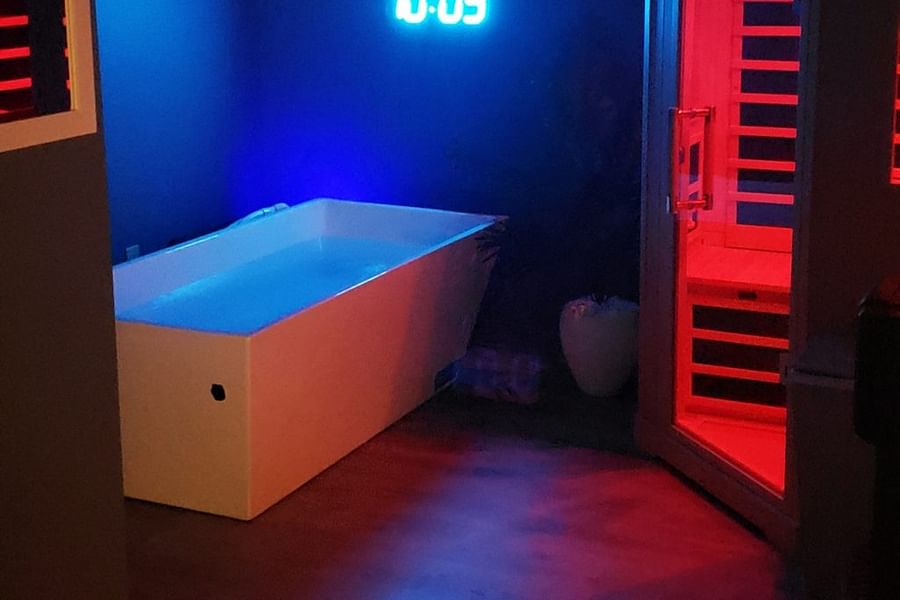 Cold plunge spa treatment