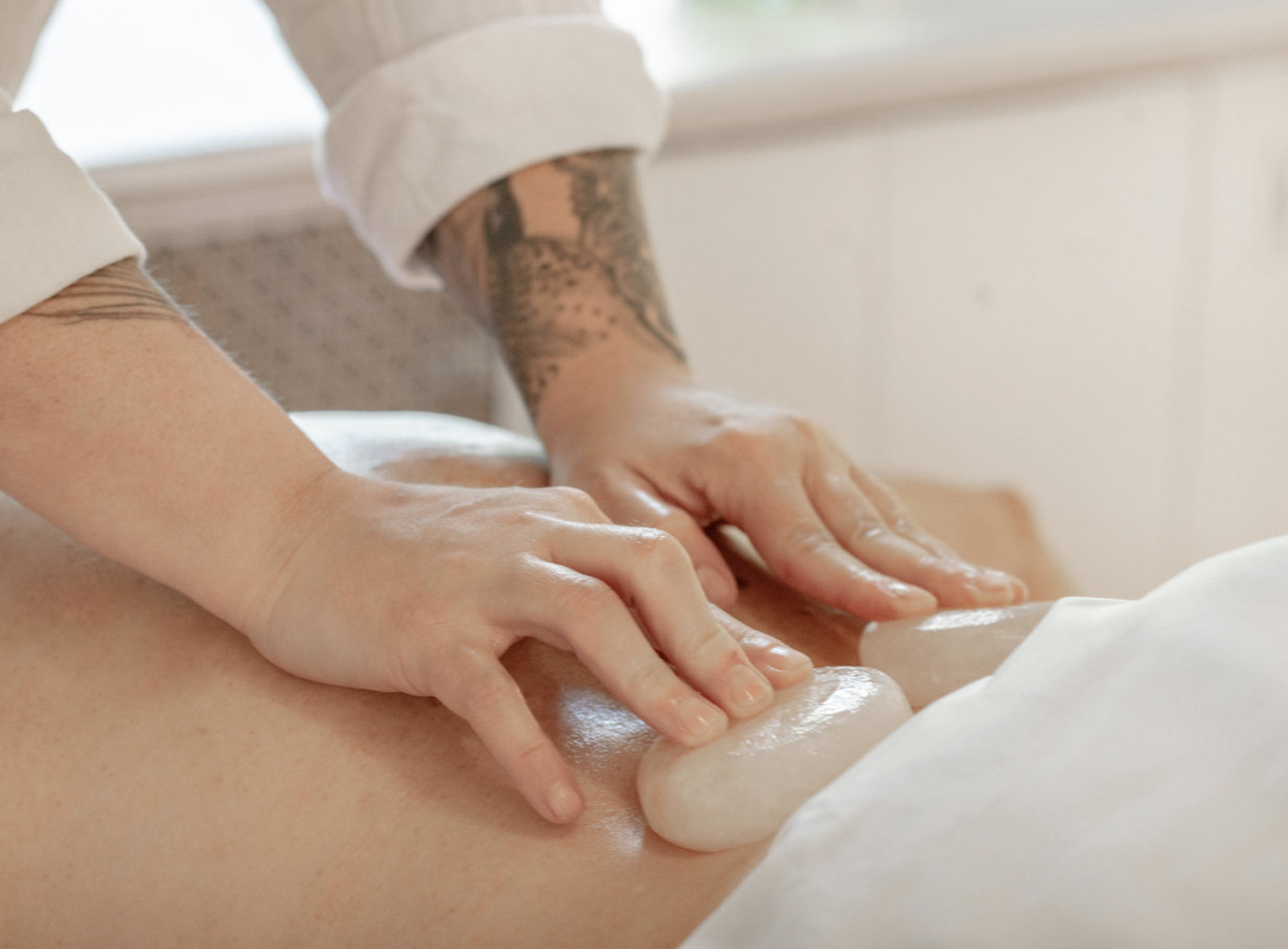 pain relief hot stone therapy